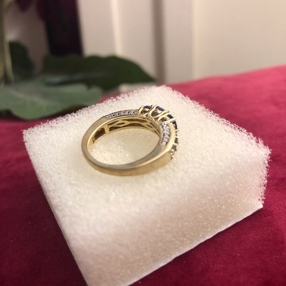 Blue Sapphire ring